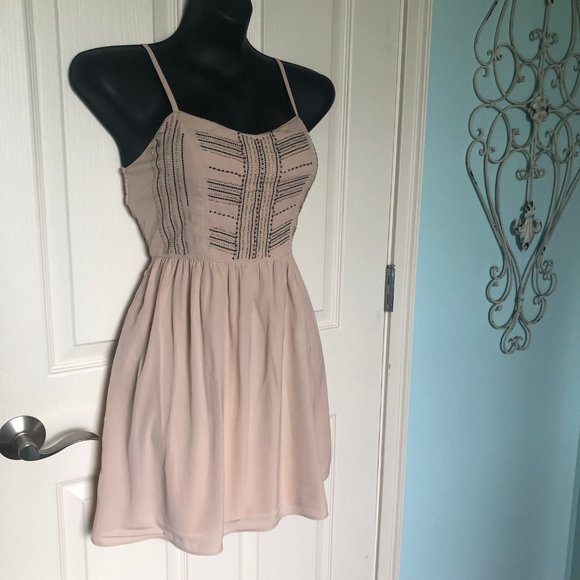 🌺3 for $25🌺American Eagle Outfitter Blush Beaded - Picture 1 of 8